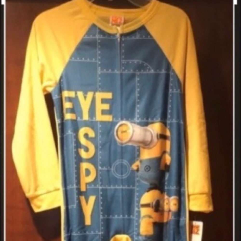 Despicable Me 2 Sz 8 Blanket Sleeper-NEW